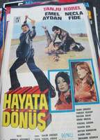 Hayata Dönüs (1977) Scènes de Nu