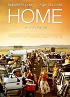 Home (2008) Scènes de Nu