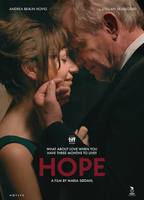 Hope (2019) Scènes de Nu