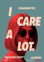 I Care a Lot (2020) Scènes de Nu