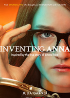 Inventing Anna (2022-présent) Scènes de Nu