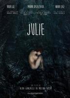 Julie (II) (2016) Scènes de Nu