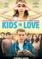 Kids In Love (2016) Scènes de Nu