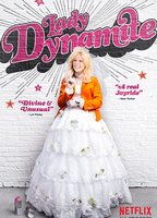 Lady Dynamite   2016 film scènes de nu