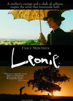 Leonie (2010) Scènes de Nu