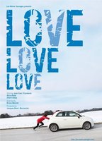 Love Love Love (2013) Scènes de Nu