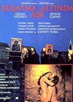 Love Under Siege (1997) Scènes de Nu