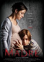 Madre 2016 film scènes de nu