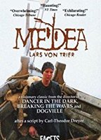 Medea (1988) Scènes de Nu