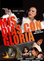 Mis días con Gloria (2010) Scènes de Nu