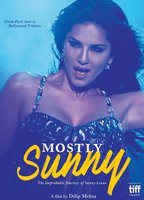 Mostly Sunny (2016) Scènes de Nu