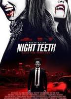 Night Teeth 2021 film scènes de nu