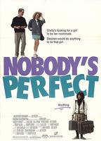 Nobody's Perfect (1990) Scènes de Nu