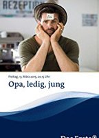 Opa, ledig, jung (2015) Scènes de Nu