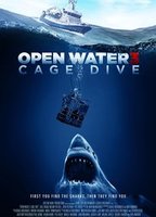 Open Water 3: Cage Dive (2017) Scènes de Nu