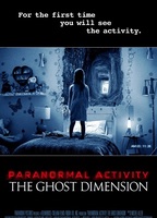Paranormal Activity: The Ghost Dimension 2015 film scènes de nu