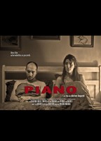 Piano (Short Film) (2014) Scènes de Nu