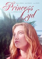 Princess Cyd (2017) Scènes de Nu