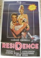 Residence (1986) Scènes de Nu