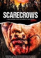 Scarecrows (2017) Scènes de Nu