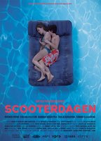 Scooterdagen (2013) Scènes de Nu