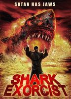 Shark Exorcist 2015 film scènes de nu