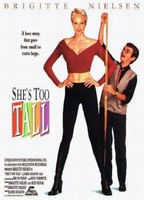 She's too tall (1999) Scènes de Nu