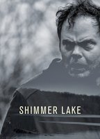 Shimmer Lake (2017) Scènes de Nu