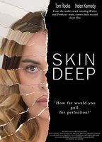 Skin Deep (II) (2017) Scènes de Nu
