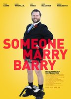 Someone Marry Barry 2014 film scènes de nu