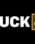 Stuck 4K (2016-présent) Scènes de Nu