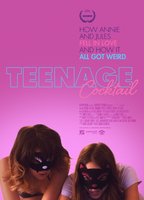 Teenage Cocktail 2016 film scènes de nu