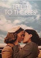 Tell It to the Bees (2018) Scènes de Nu