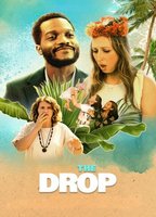 The Drop (2022) Scènes de Nu