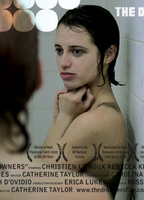 The drowners (short film) (2009) Scènes de Nu