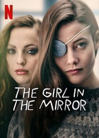 The Girl In The Mirror (2022-présent) Scènes de Nu
