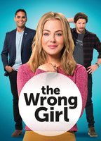  The Wrong Girl (2016) Scènes de Nu