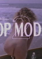 Top Model 2 1990 film scènes de nu