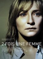 Twice a Woman (2010) Scènes de Nu