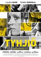 Tyhjiö 2018 film scènes de nu