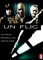 Un flic (2007-2012) Scènes de Nu
