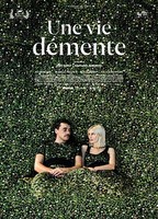 Une vie démente (2020) Scènes de Nu