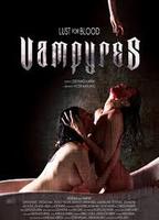 Vampyres (2015) Scènes de Nu