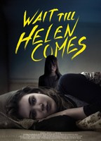 Wait Till Helen Comes (2016) Scènes de Nu