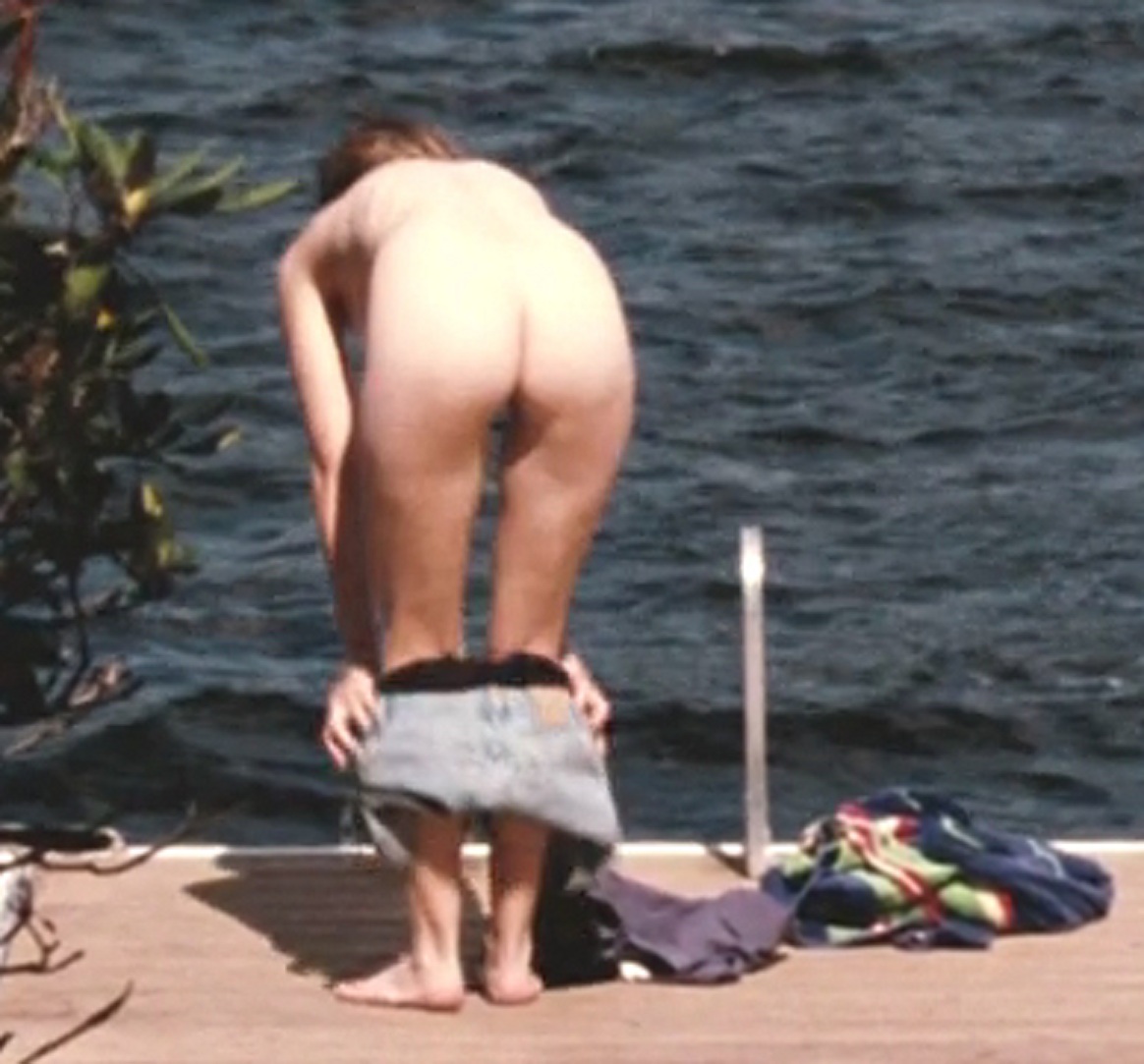 Elizabeth Olsen Nue dans, Naked Elizabeth Olsen in, Elizabeth Olsen nude .....