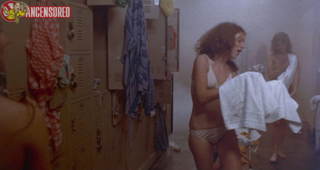 Amy Irving nude pics.