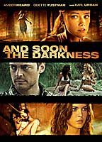 And Soon the Darkness 2010 film scènes de nu