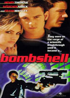 Bombshell (1996) Scènes de Nu