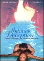 Intimate Deception (1996) Scènes de Nu