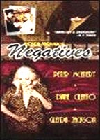 Negatives (1968) Scènes de Nu